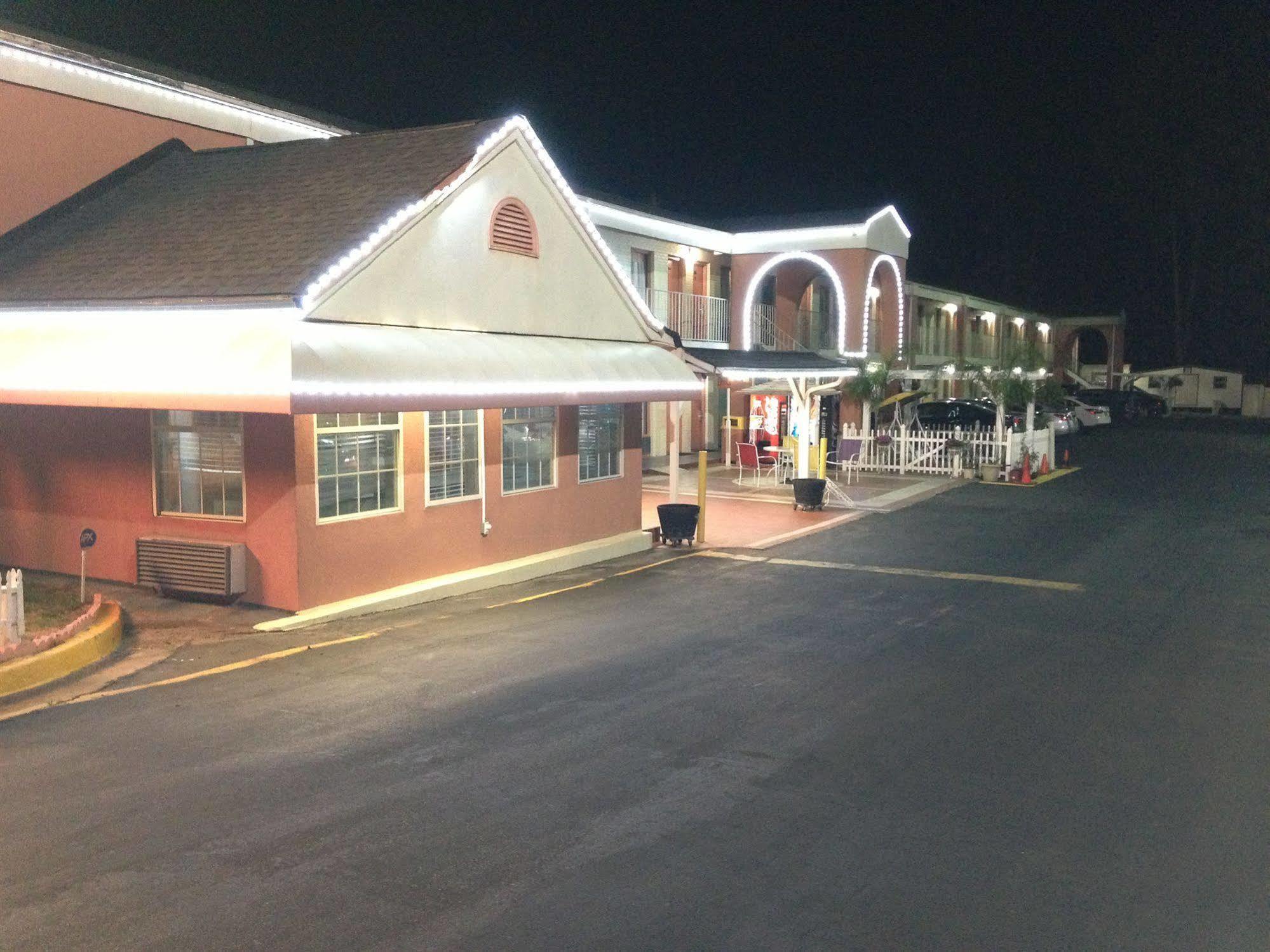 Scottish Inn أوغستا المظهر الخارجي الصورة
